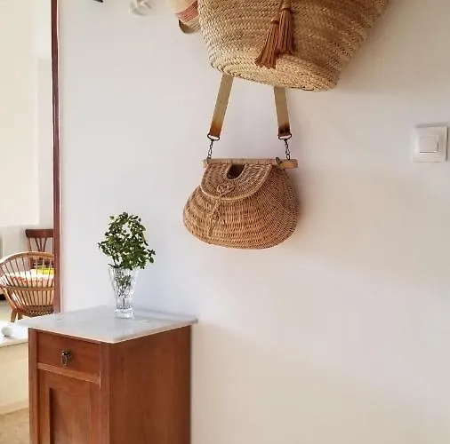 Lilause Villa *